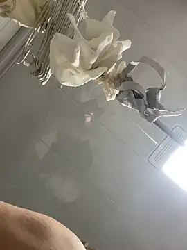 Youyou 12 online show from 02.12.26