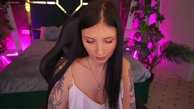 LunaaMay online show from 03.03.26