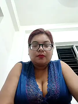 Snapshot of Elie_Hallway chatting on 06.19.26 Elie Hallway online show from 06.19.26