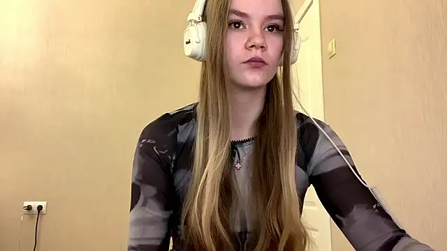 AgnesShy  online show from 03.03.26