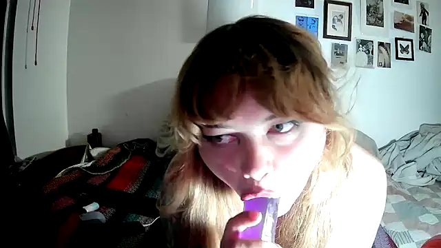 lucielark online show from 10.01.25