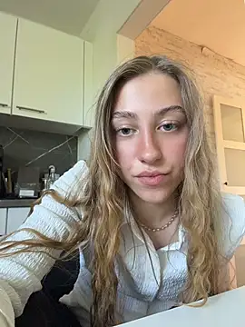 romyxxs online show from 04.29.26