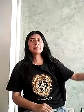 EmmaWilliamss4 online show from 02.05.26