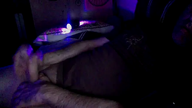Snapshot of dollar_sub chatting on 04.11.26 dollar sub online show from 04.11.26
