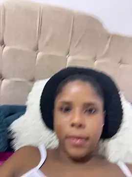 LIA PARKERR online show from 02.25.26