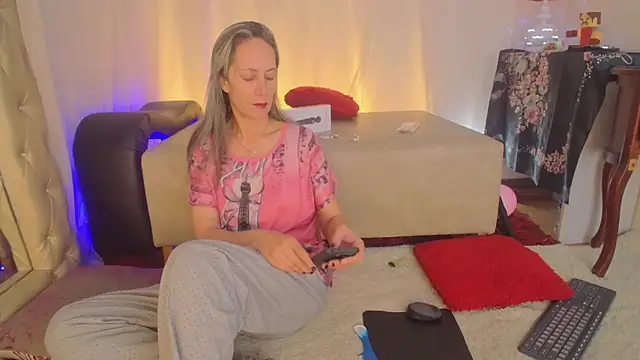 laurasofia45 online show from 06.11.26