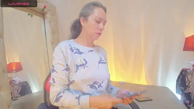 laurasofia45 online show from 07.11.26