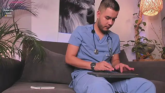 Sebastian Foxxx online show from 03.04.26