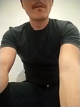 Snapshot of Reuss25 chatting on 04.04.26 Reuss25 online show from 04.04.26