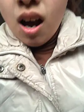 honeyyy110 online show from 03.08.26