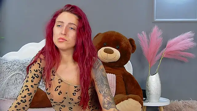CrystalRedd online show from 06.26.26