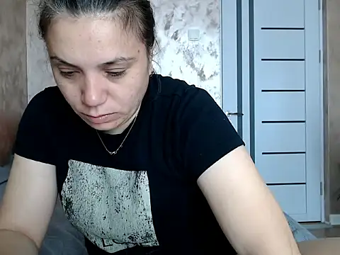 LorraGrey online show from 04.29.26