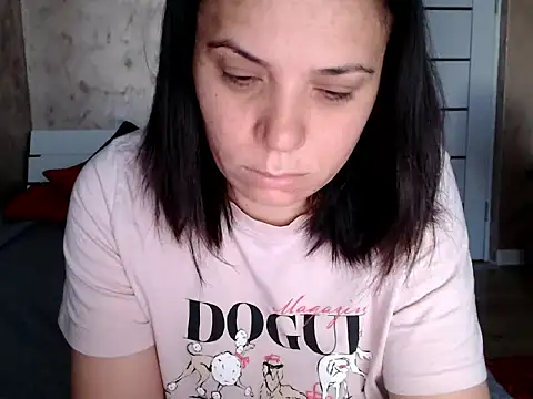 LorraGrey online show from 05.02.26