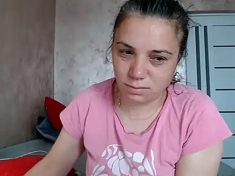 LorraGrey online show from 06.04.26