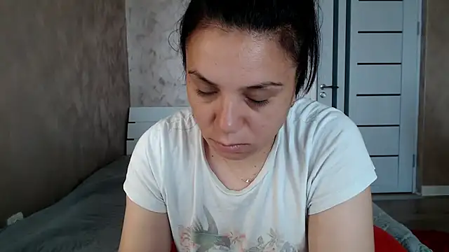 LorraGrey online show from 06.09.26