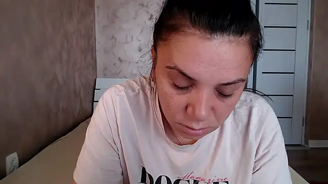 LorraGrey online show from 07.14.26