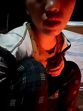 hot-luna- online show from 02.19.26