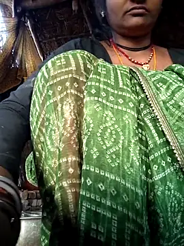 Hotty raghni online show from 03.15.26