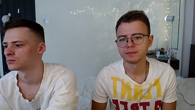 NikiKerryCum online show from 06.13.26