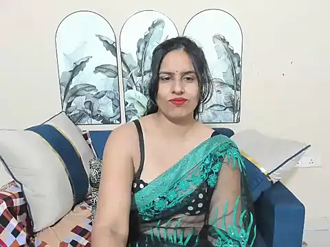 Snapshot of sara_conorr chatting on 05.15.26 sara conorr online show from 05.15.26