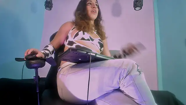 MEW ALIX online show from 04.25.26