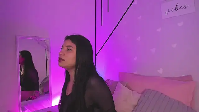 DahliaCielo online show from 03.04.26