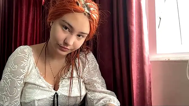 LuxureMia online show from 03.08.26