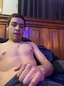 Snapshot of Tupapi696969q chatting on 04.29.26 Tupapi696969q online show from 04.29.26