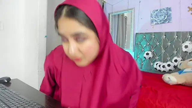 SamiraAwada online show from 06.23.26