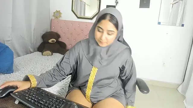 SamiraAwada online show from 07.14.26