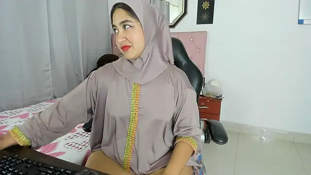 SamiraAwada online show from 07.21.26