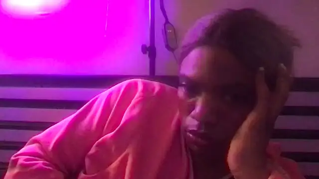 Snapshot of frenchiego chatting on 02.22.26 frenchiego online show from 02.22.26