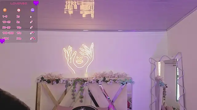 NEFTIS TAY online show from 03.06.26