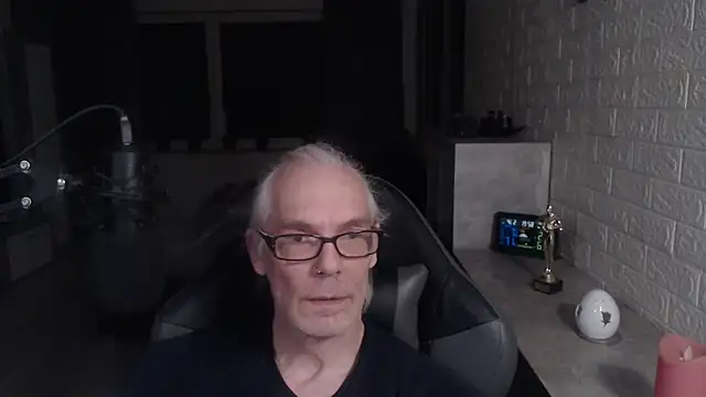 KoelnKoeln online show from 02.04.26