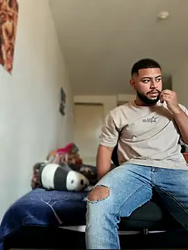 KLEYTON33 online show from 03.13.26