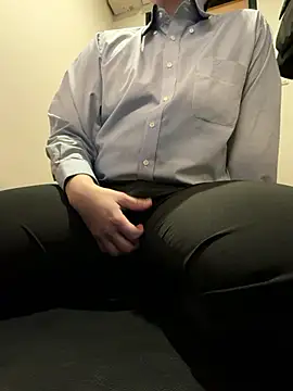 Snapshot of yuuuuusuke00 chatting on 02.24.26 yuuuuusuke00 online show from 02.24.26