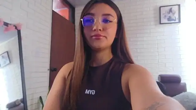 Snapshot of Catalu_x chatting on 03.25.26 Catalu x online show from 03.25.26