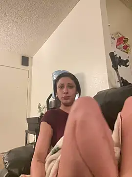 Snapshot of TattedTToes chatting on 03.21.26 TattedTToes online show from 03.21.26