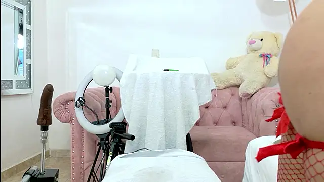 Snapshot of Ashley_Jonness_ chatting on 02.15.26 Ashley Jonness online show from 02.15.26