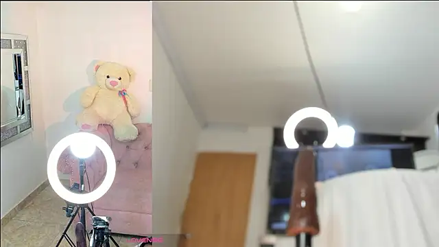 Snapshot of Ashley_Jonness_ chatting on 03.06.26 Ashley Jonness online show from 03.06.26