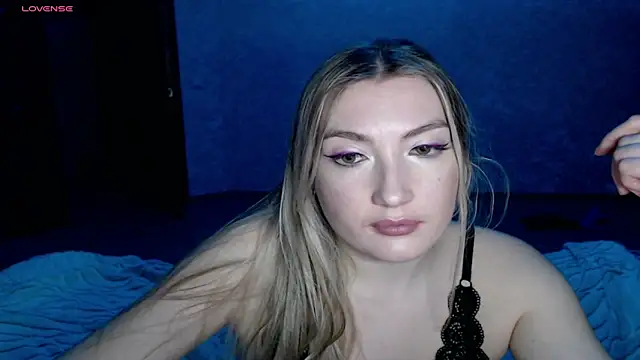 Snapshot of MiraRoy chatting on 03.06.26 MiraRoy online show from 03.06.26