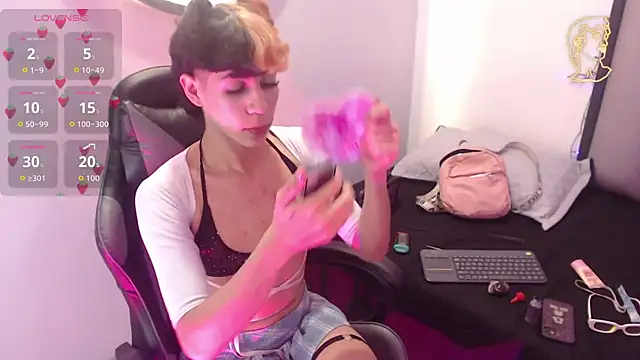 Philipp-Jones online show from 03.07.26