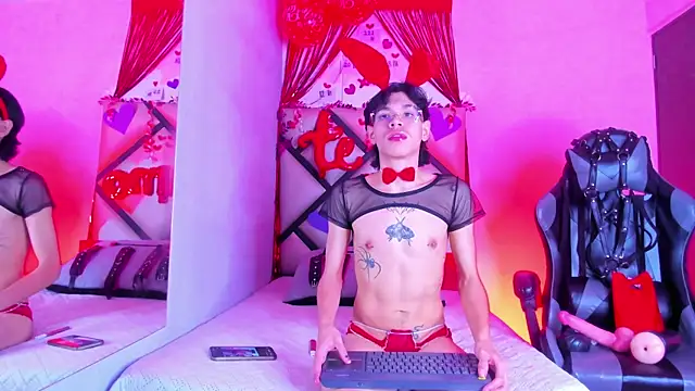 Bennet-Gray online show from 02.15.26