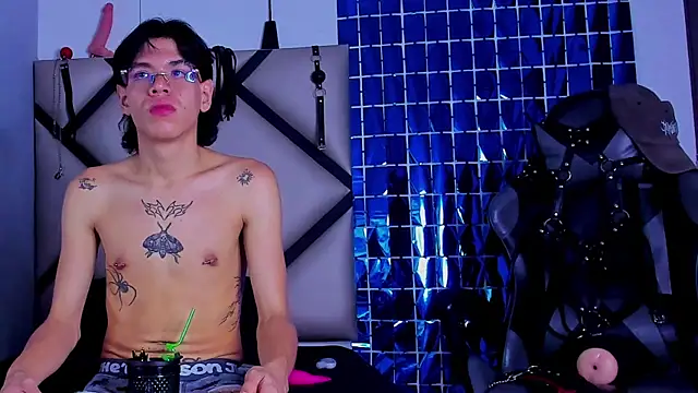 Bennet-Gray online show from 02.28.26