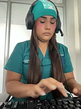 Noa Harper- online show from 04.28.26