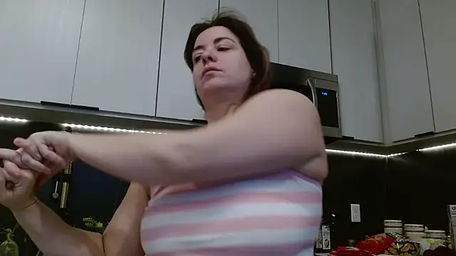 HazelSkyesChat online show from 02.19.26