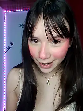 Snapshot of MikasaxX_ chatting on 05.22.26 MikasaxX online show from 05.22.26