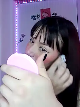 Snapshot of MikasaxX_ chatting on 05.24.26 MikasaxX online show from 05.24.26