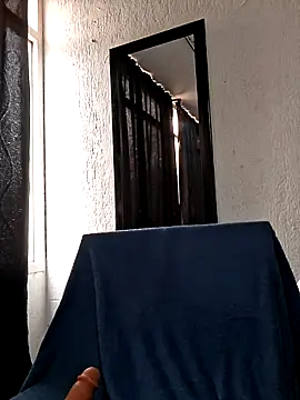 the lagoon girl online show from 03.12.26