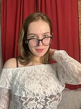 MyKittySayMeow online show from 03.05.26